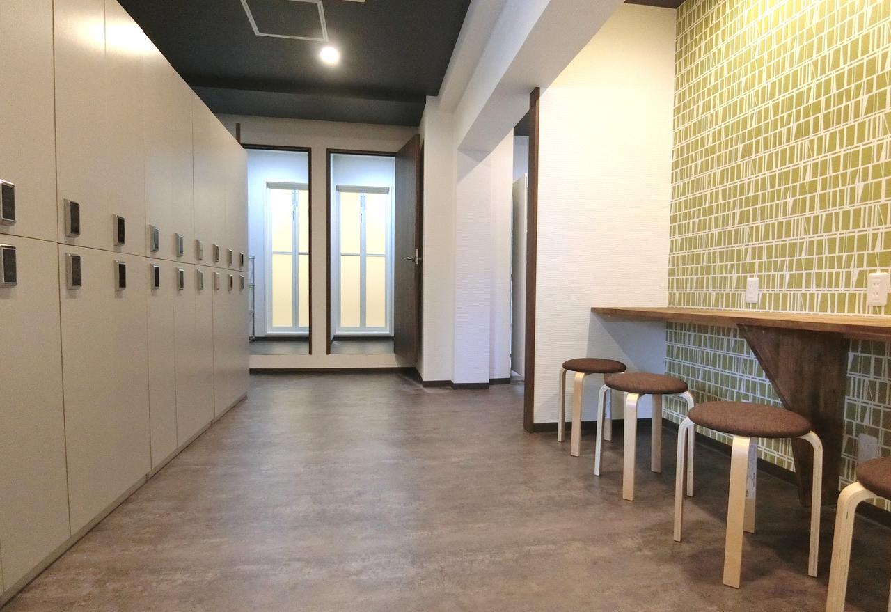 Capsule Hotel Manyudo Kiotó Kültér fotó