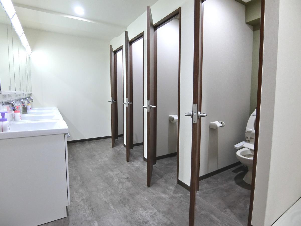 Capsule Hotel Manyudo Kiotó Kültér fotó