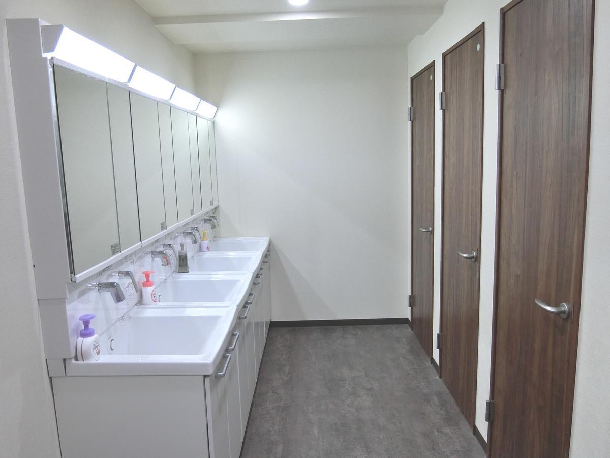 Capsule Hotel Manyudo Kiotó Kültér fotó