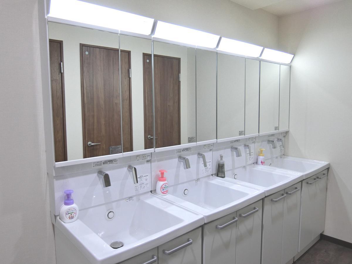 Capsule Hotel Manyudo Kiotó Kültér fotó